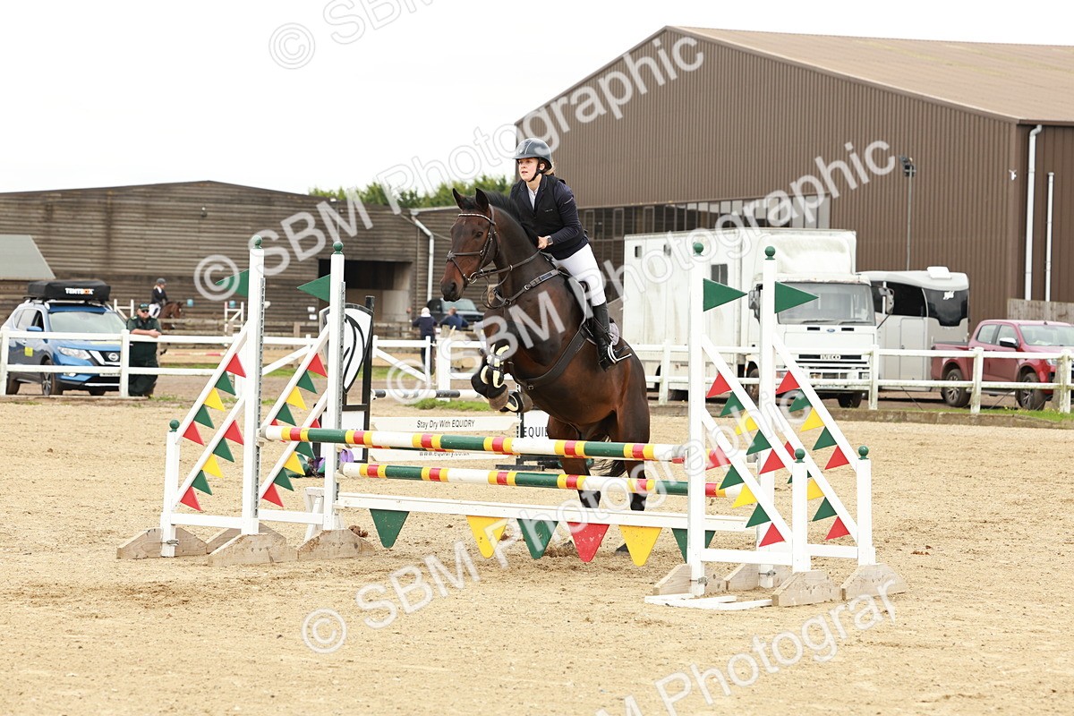 1I0A6995 - Class 2 - Senior British Novice