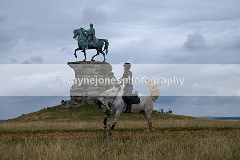 DSC_5585 - Time at Statue 11:46 to 12:16