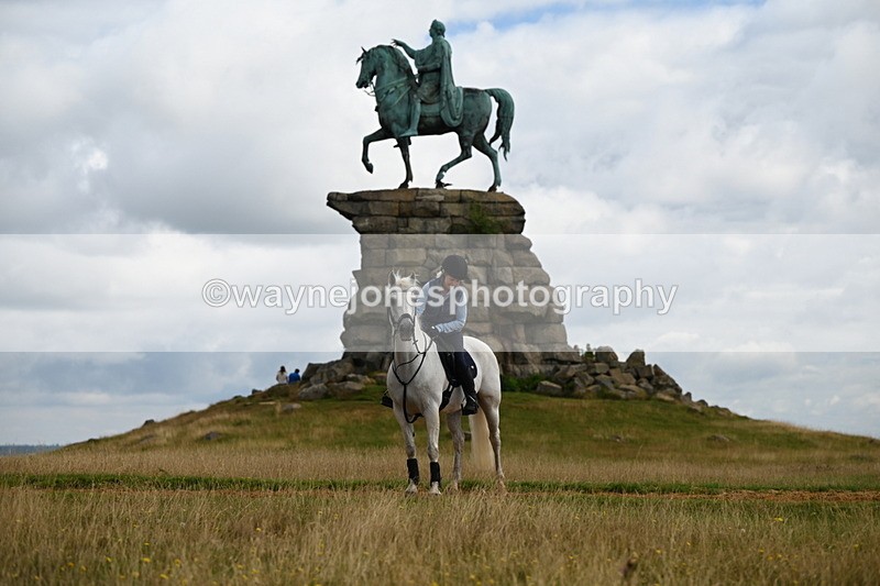 DSC_4135 - Time at Statue 09:50 to 11:09