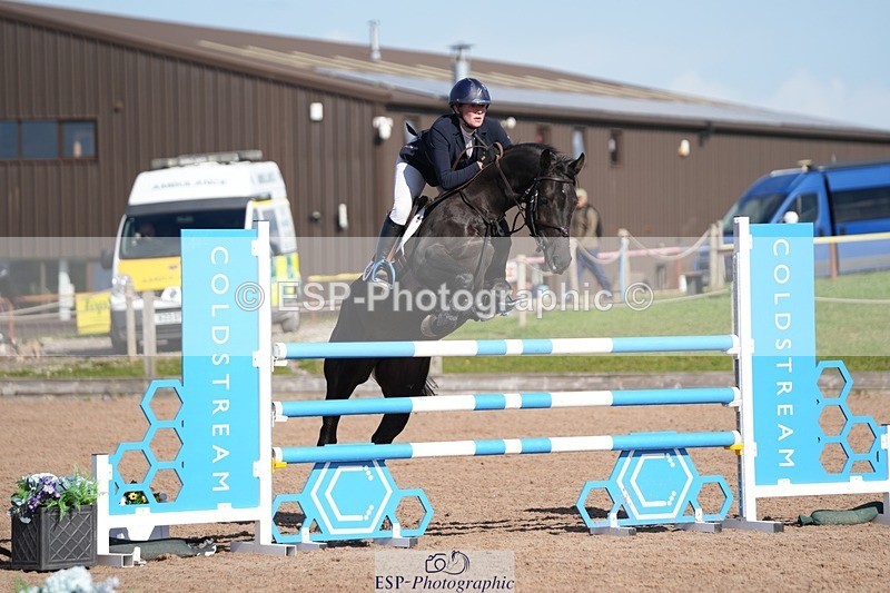 250913-103733-06198 - Cls 14 Snr Newcomers