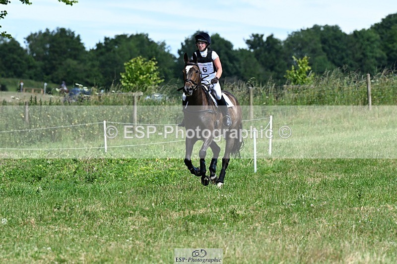 240629X-112353-0393 - 006-Eliza_Peters-REDPARK_SAMMEY