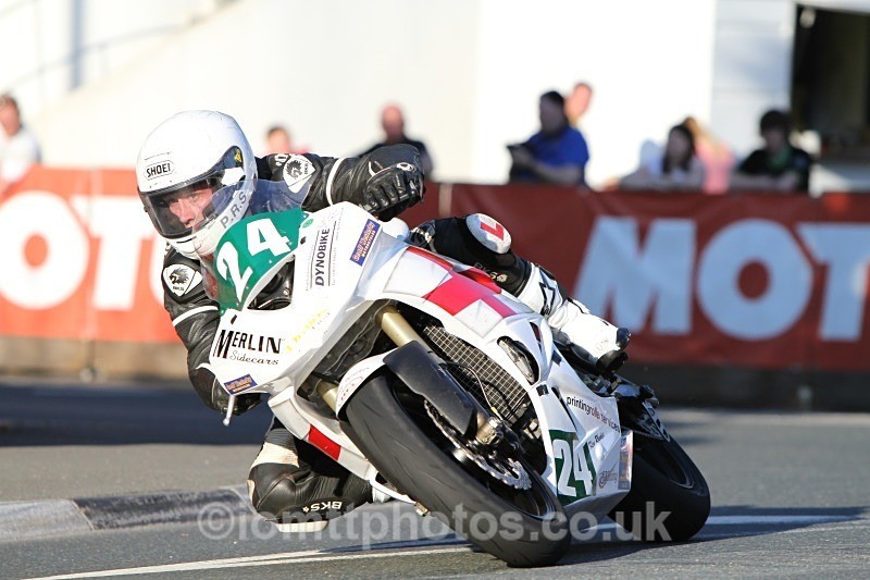  - Saturday Practice Newcomers/Supertwins