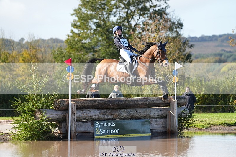 251024A-115529-08536 - B-104-Millie.Juleff