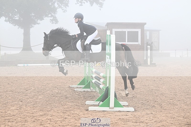 240907A-090654-00021 - Cls 1 Pony Intro 70cm