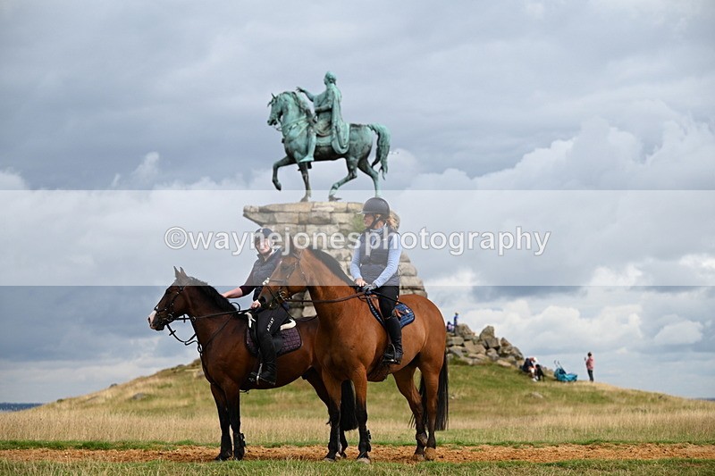 DSC_4454 - Time at Statue 09:50 to 11:09