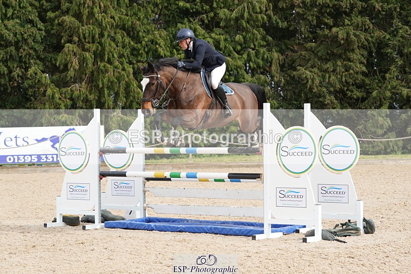 260322A-142831-01987 - 13 Foxhunter 1m 20 Open