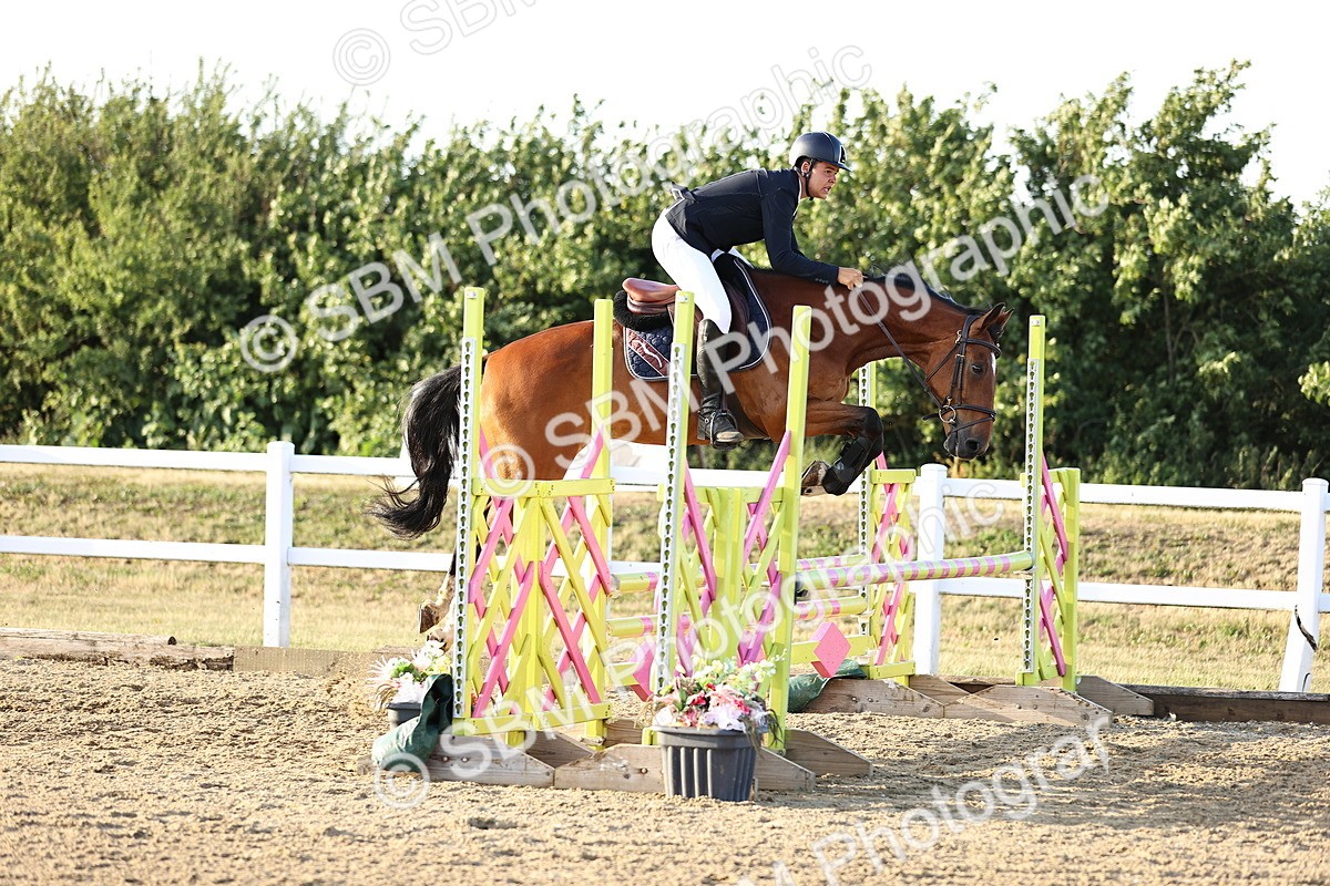 SBM_012582 - Class 12 - Senior British Novice - 90cm Open