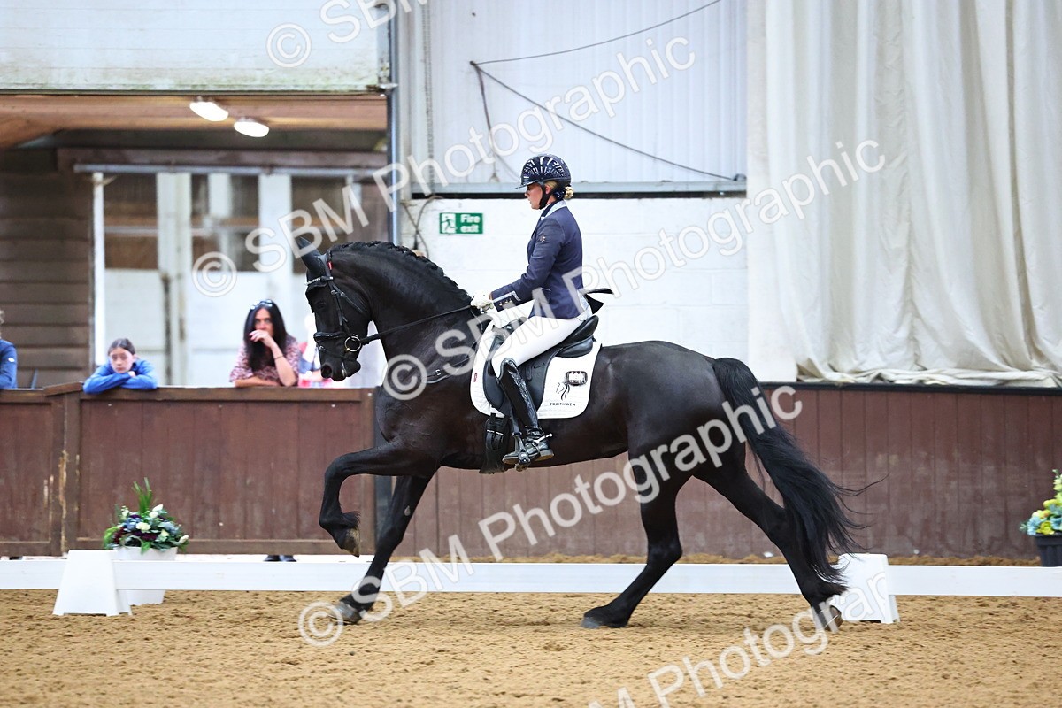SBM_006607 - Class 5 - novice 6 - 12.04-13.07