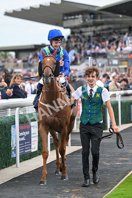 300825-Race 7-Urban Sprawl-2227 - Race 7