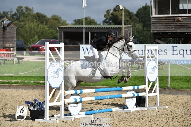 230820-100815-00152 - 70cm - Round 1