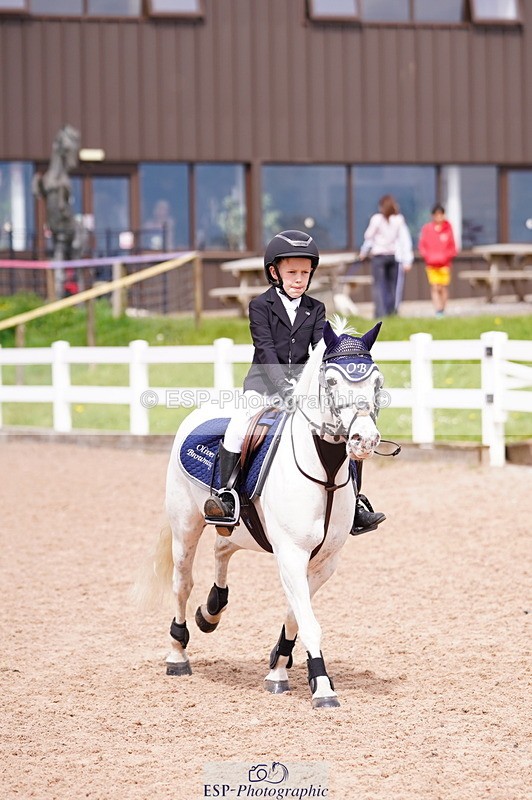 240506A-142856-09523 - Cls 17 Club 60cm