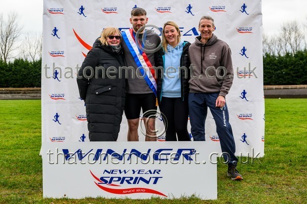 NYS2025-928135 - Medals