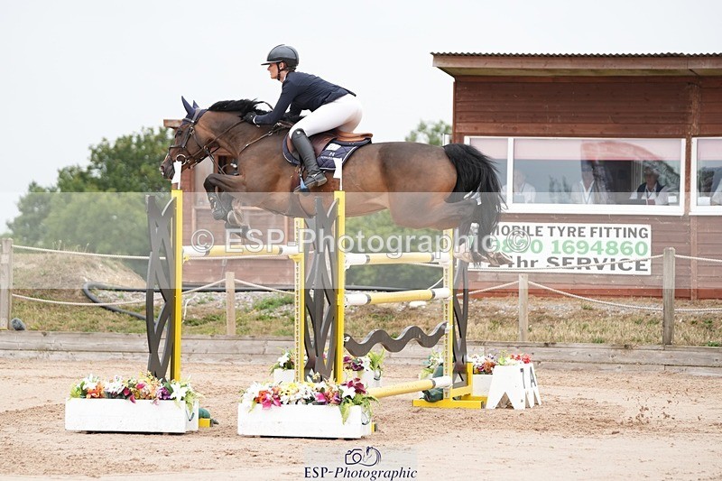 250718-105254-09826 - Cls 2, 3 Star Small Tour Break til End