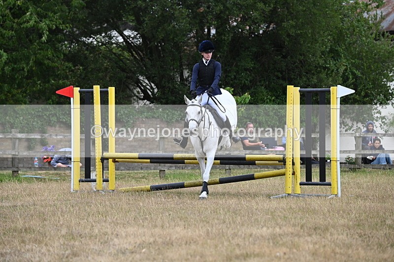 WJ6_0526 - Class 14 Intermediate Jumping 75cm