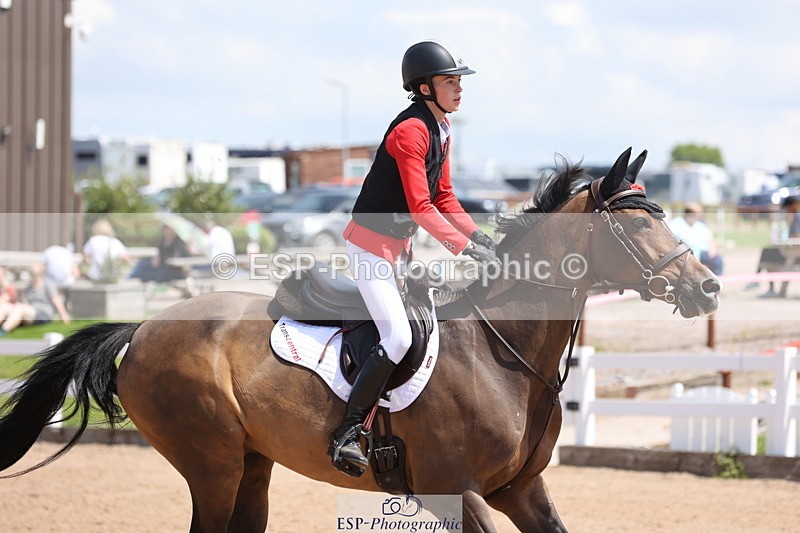 240718A-124921-05263 - Cls 9, 1 Star Bronze Tour 1.10m