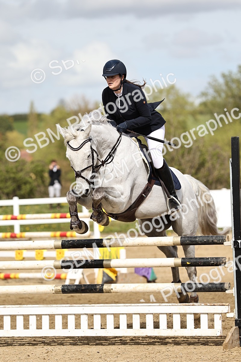 SBM_001210 - Class 4 - Senior Newcomers - 1.10m