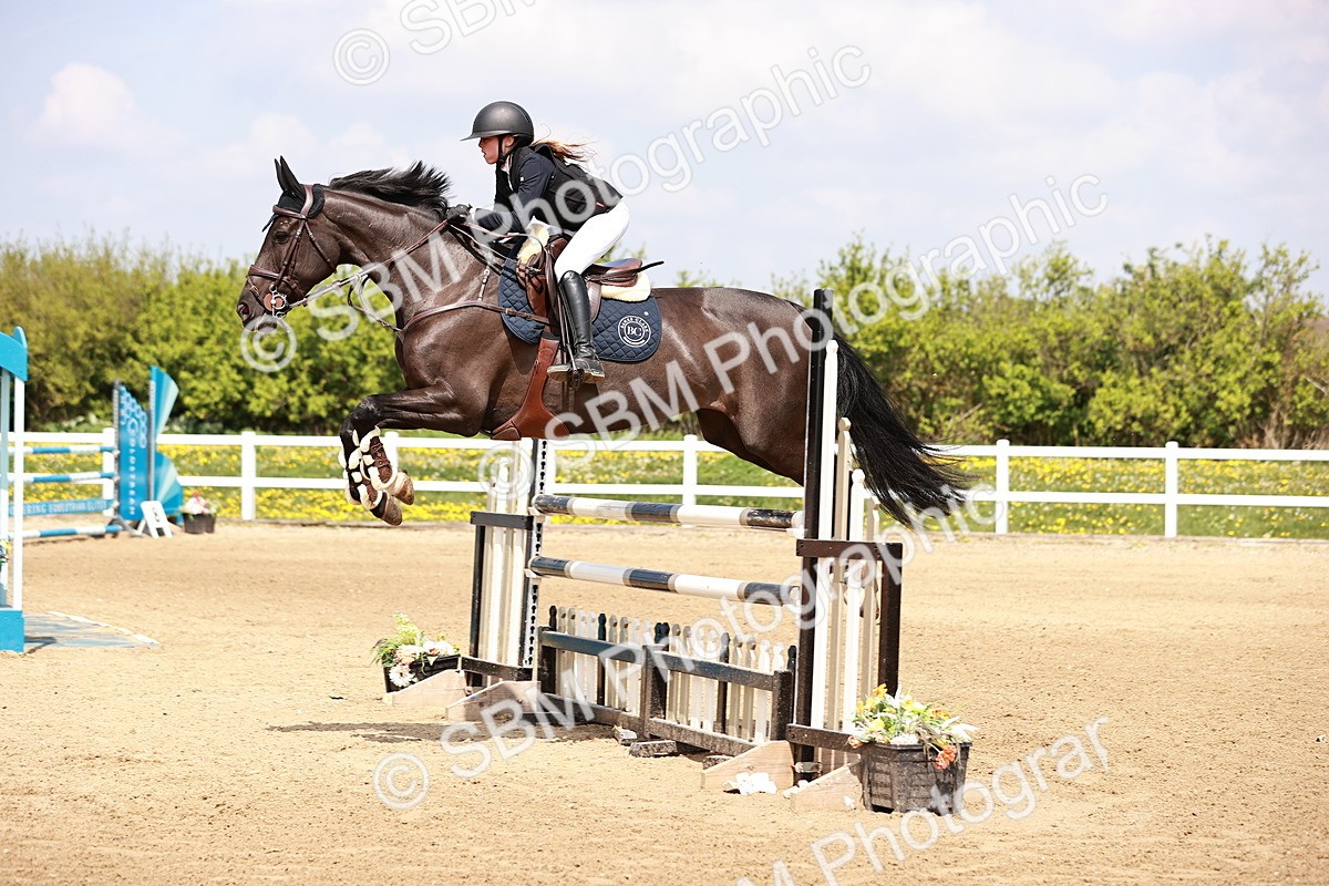  - Class 24 - Senior Newcomers - 1.10m