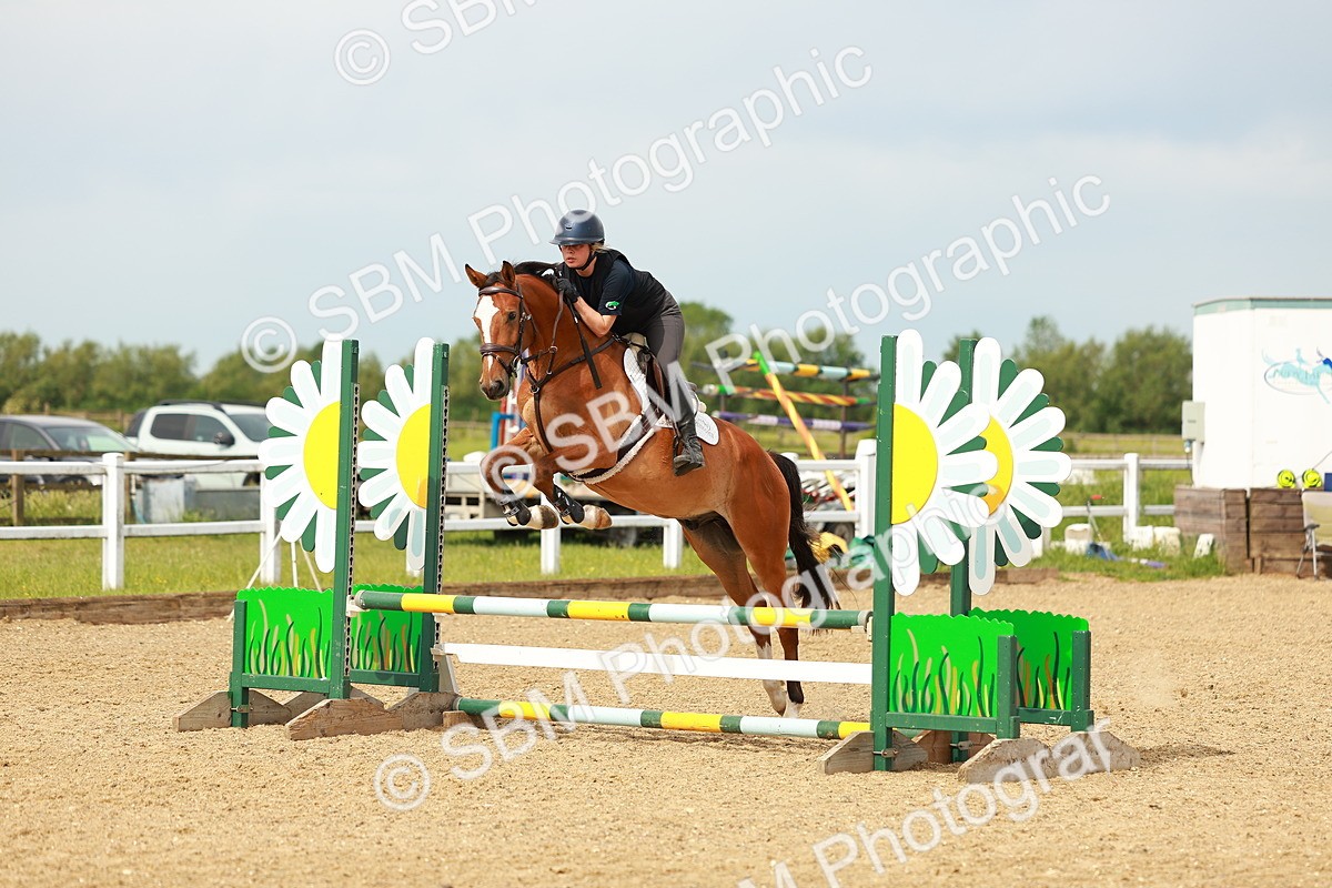 SBM_000392_Class 1 - Clear Round - Amber