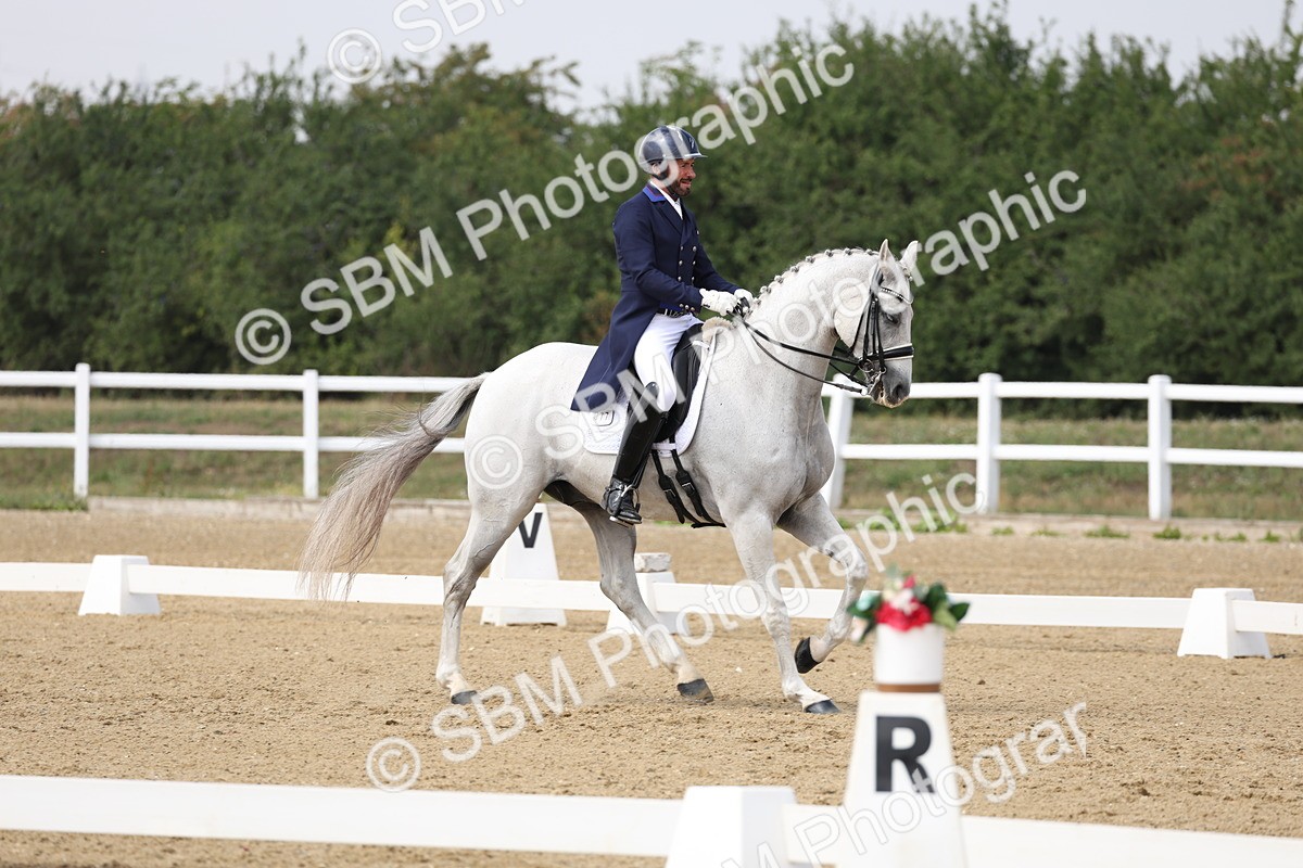 SBM_007349 - Class 9 - FEI INT I - 13.37-14.33