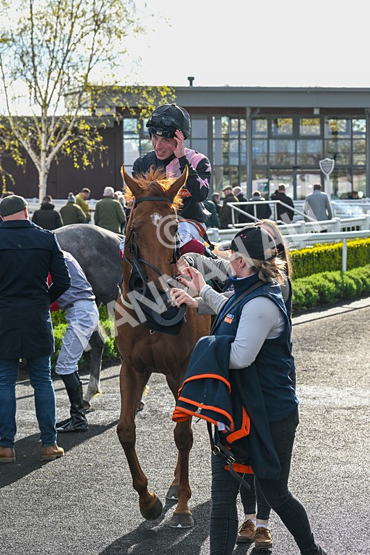 240424-Race 7-Fly Pass-8621 - Race 7