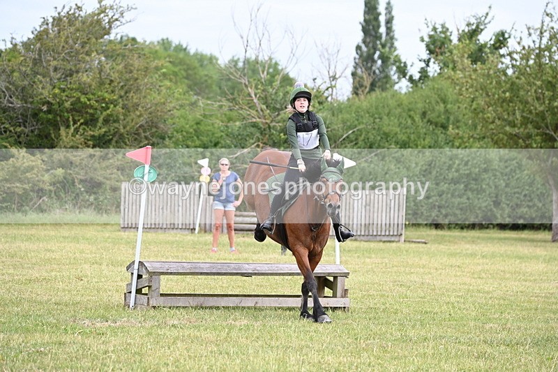 WJ6_6495 - 60cm XC Time 10:17 to 10:49