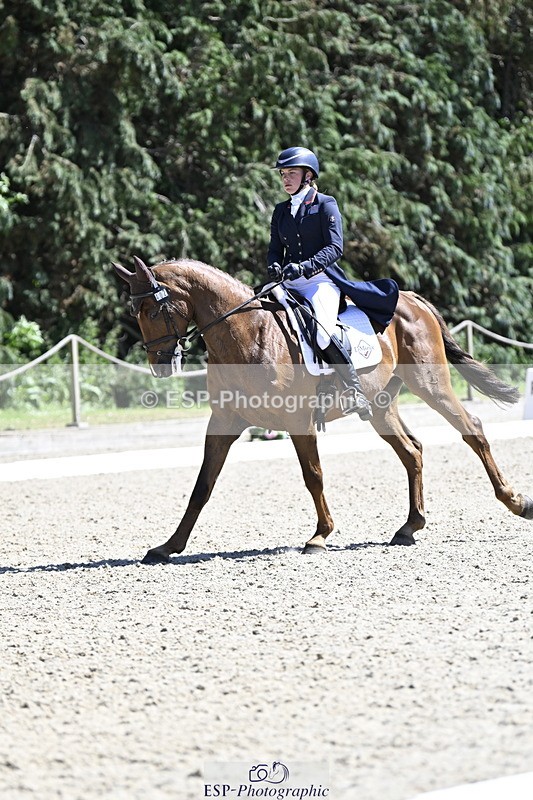 250522A-150442-03765 - D-402-Isabelle.Cook-CYMOON.F.Z