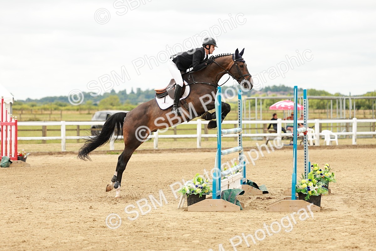 SBM_017720 - Class 21 - Senior Newcomers Championship 2d Rd