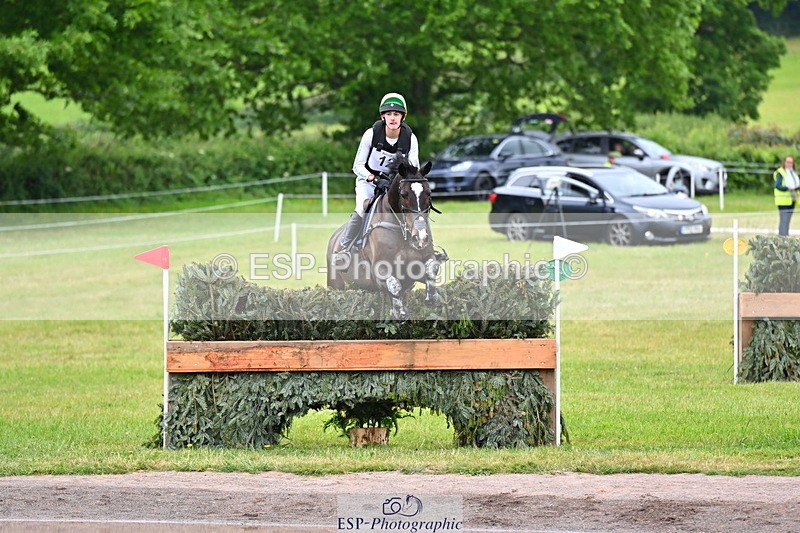 250524A-095504-08831 - A-012-Archie.Tulloch-ZIPPED.UP