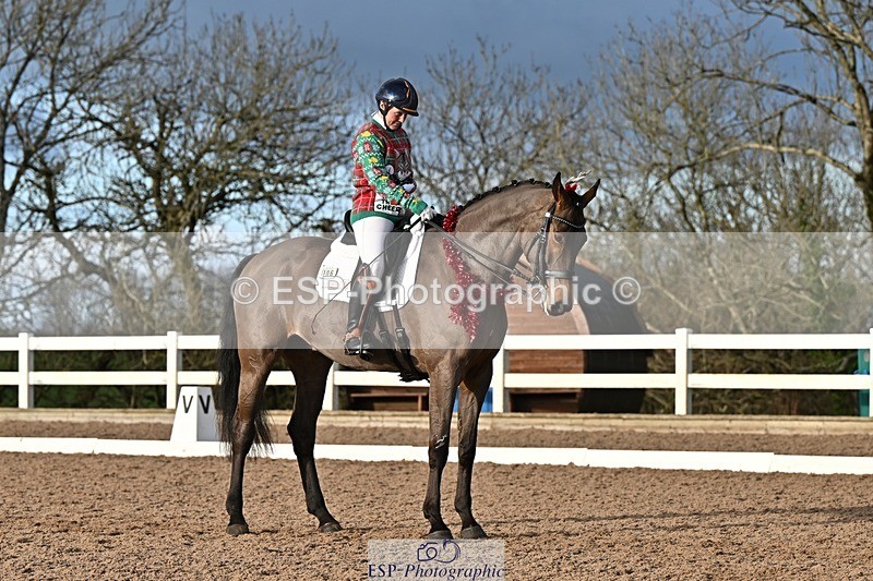 241214-131349-02347 - 106-Tyler.Bradshaw-Mexx