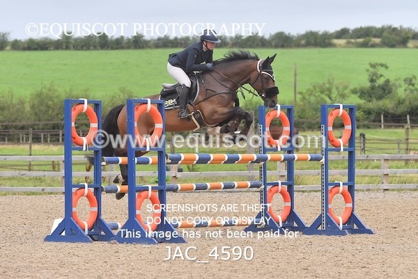 JAC_4590 - CLASS 7 Senior Foxhunter/ 1.20m Open