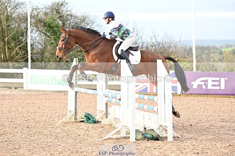 241206-095104-00100 - Cls 2 British Novice and 90cm Open