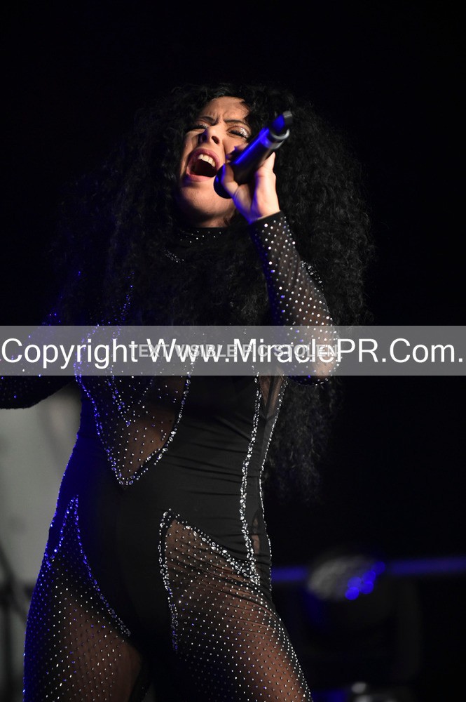 SH4_6519 - The Cher Experience