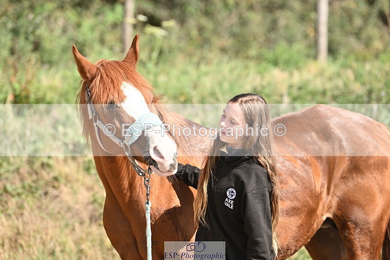 250821B-152118-00682 - Group C - Laraine