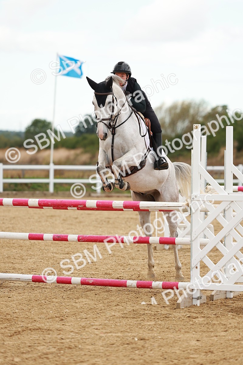 SBM_001464 - Class 4 - Senior Newcomers - 1.10m