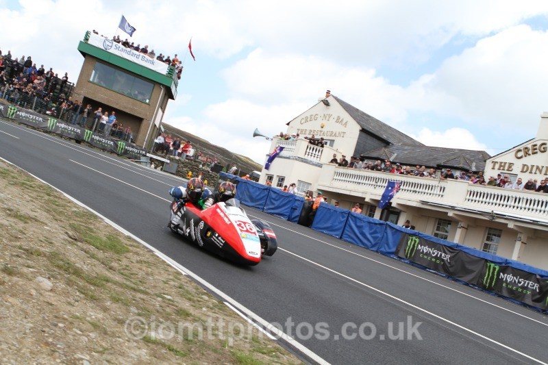 Michael Grabmuller / Justin Sharp* Yamaha / Delta-Racing-Team/Polizeisportver - Sure Sidecar Race 1