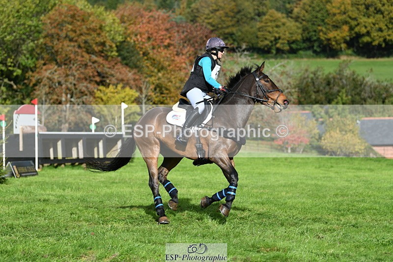 251024A-120625-09163 - B-112-Christina.Wiederkehr