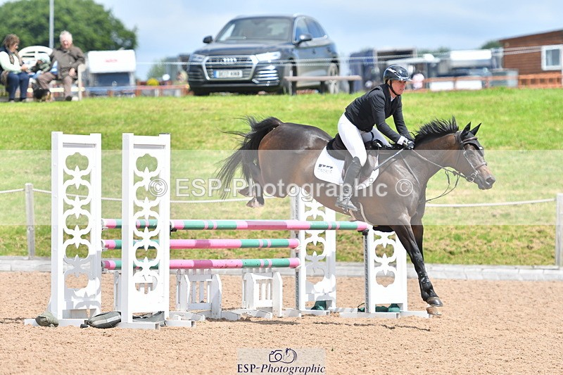 240609A-113654-04644 - Cls 17 Snr 1.05m Open