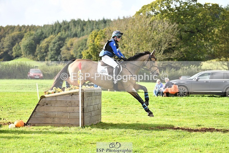 231020-142422-09726 - 130-DUNTOGETHER-Saffron.Cresswell-XC