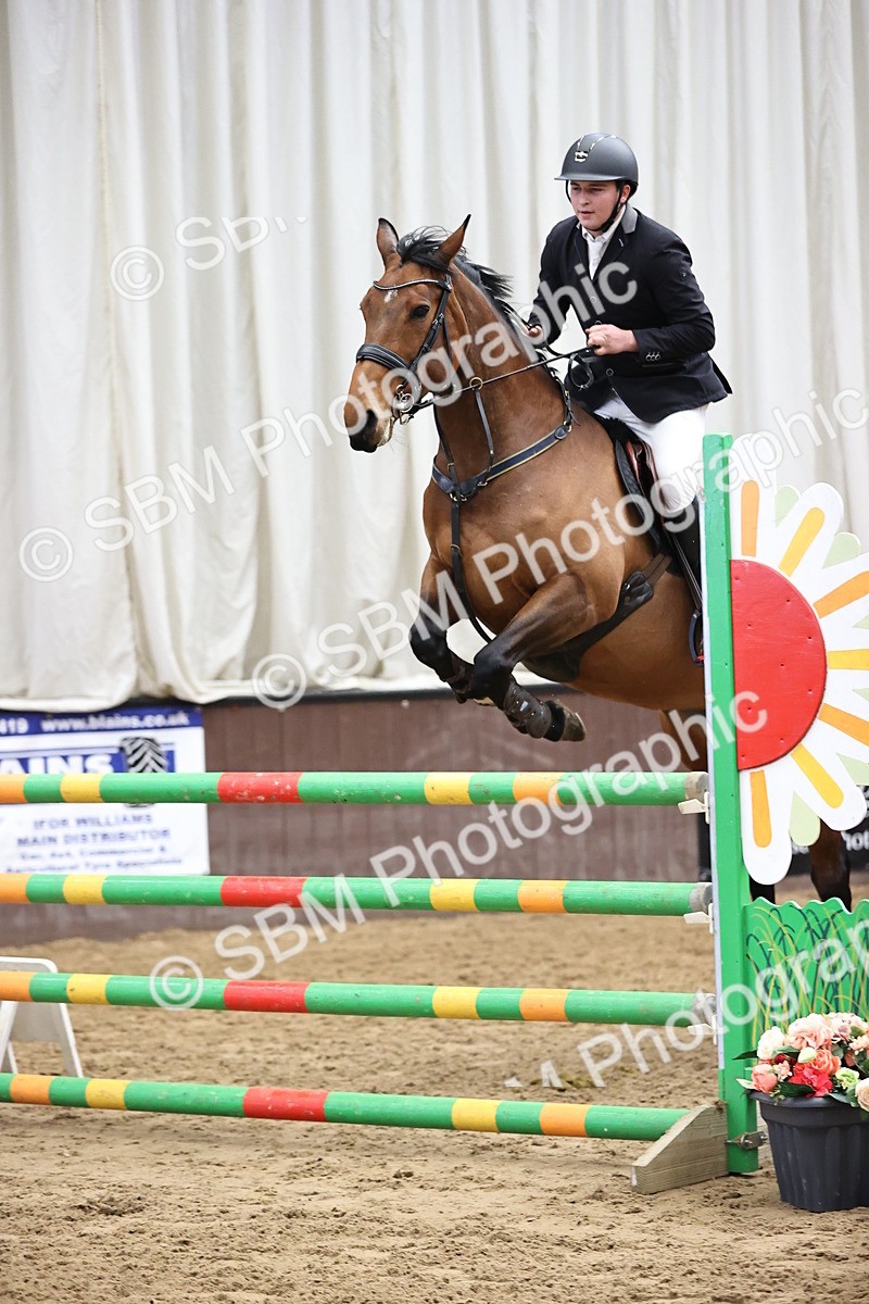 SBM_006296 - Class 16 - Senior Newcomers - 1.10m Open