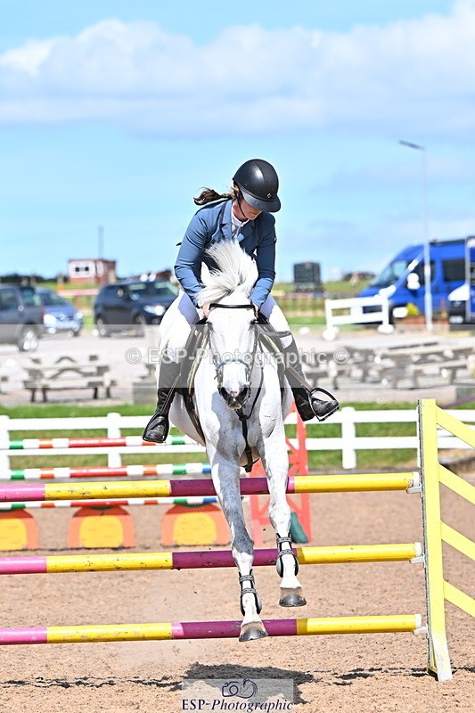 240619A-154900-00990 - Cls 5 Snr Foxhunter and 1.20m Open