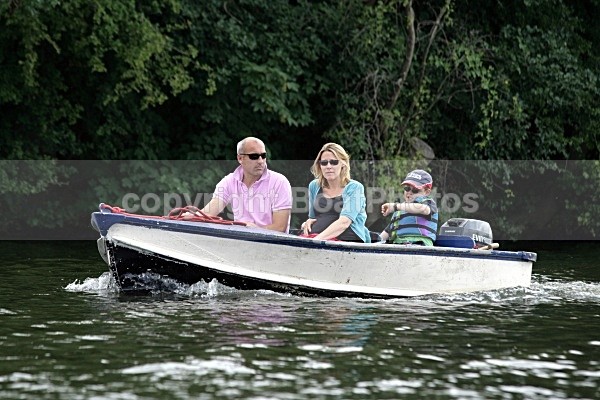 090704 BLUE RIM MOTORBOAT IMG_1041 - HENLEY REGATTA  SATURDAY 4th JULY 2009