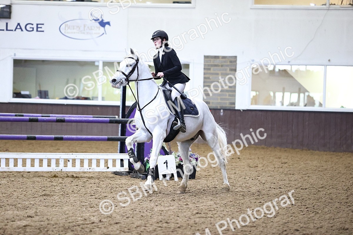 SBM_004883 - Class 16 - Senior Newcomers - 1.10m