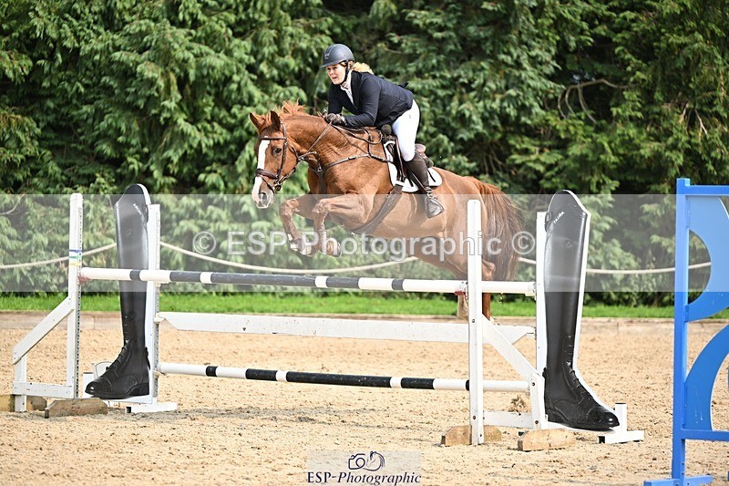 240818-152723-05212 - Cls 12A Snr Foxhunter & 1.20m Open