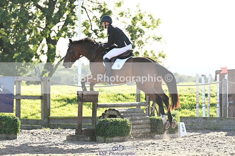 240912A-174333-02584 - Cls 7 Snr 90cm Open Speed Derby