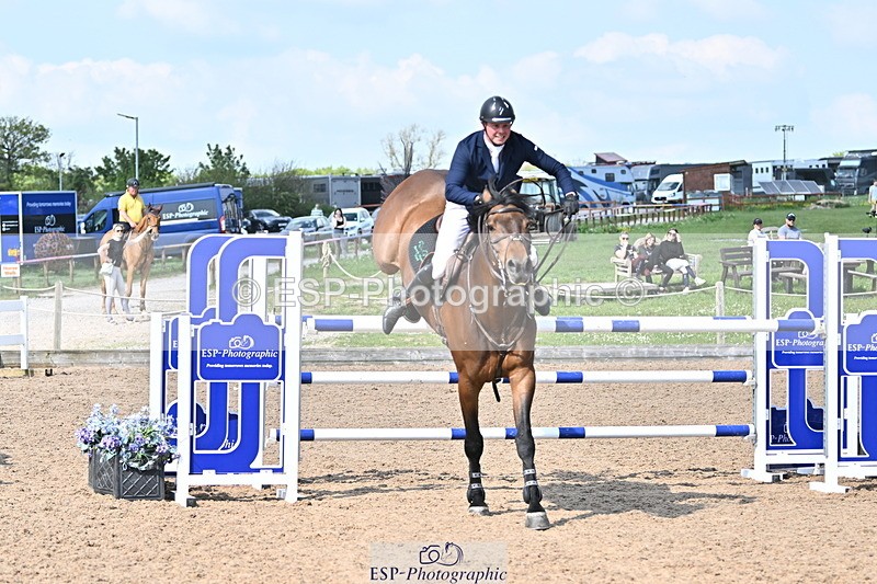 240509A-155341-03432 - Cls 12 Chard Equ Speed Derby