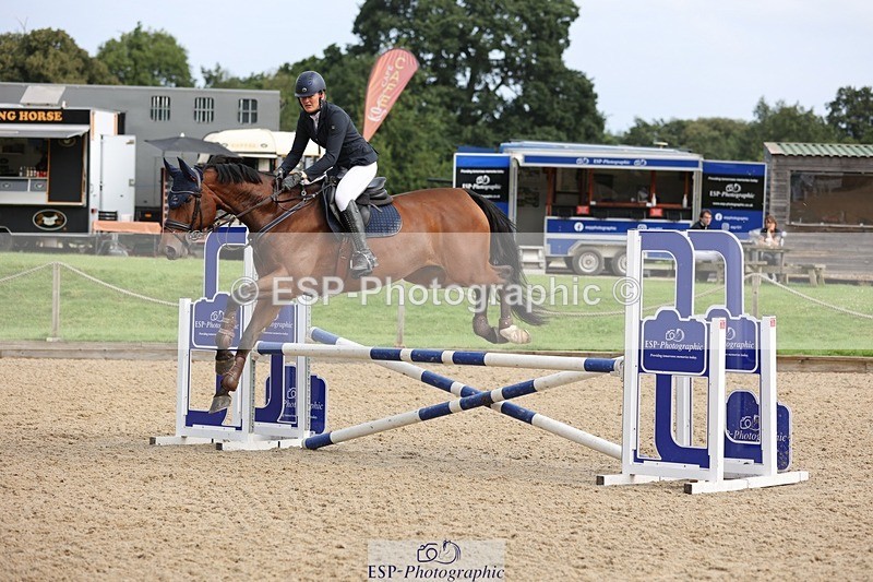 240817-095142-00441 - 02A Snr Brit Nov