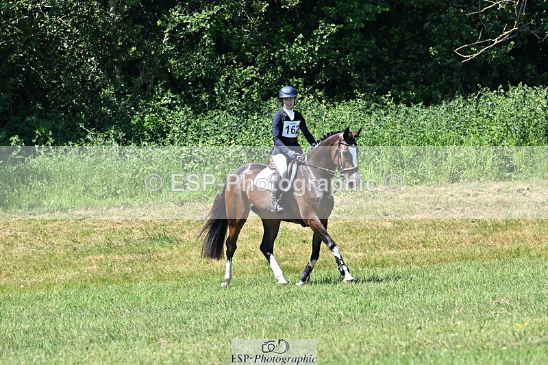 250522B-124835-02185 - 162-PRICELESS-Helen.du.Heaume