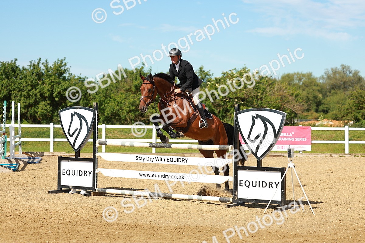 SBM_002750 - Class 4 - Senior Newcomers - 1.10m