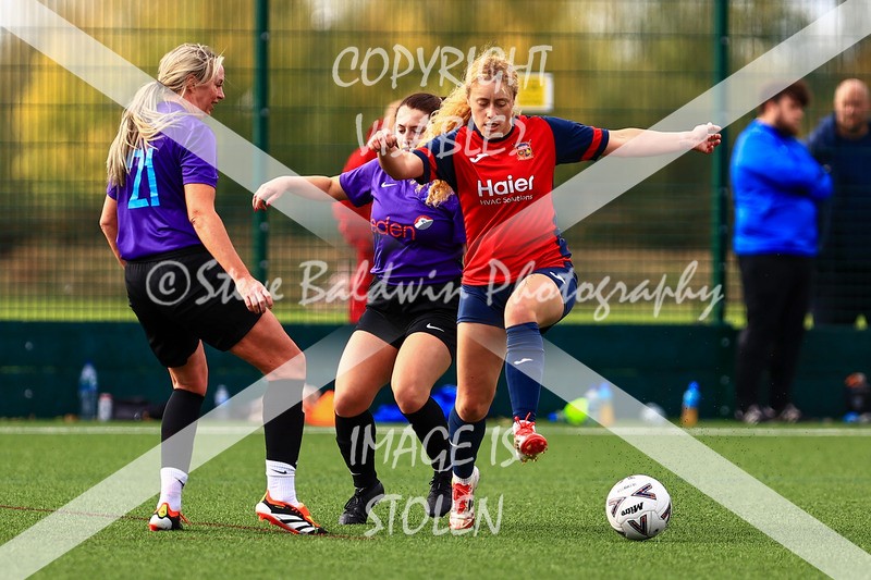 1DX31021 - 2025-10-05 FC Abbey Meads Ladies V Purton  Kingsdown FC Ladies