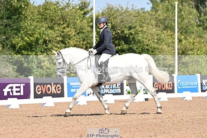 250816-104539-03184 - 111-Sonya.Fitch-PeytonDinnarthal.Buzzard